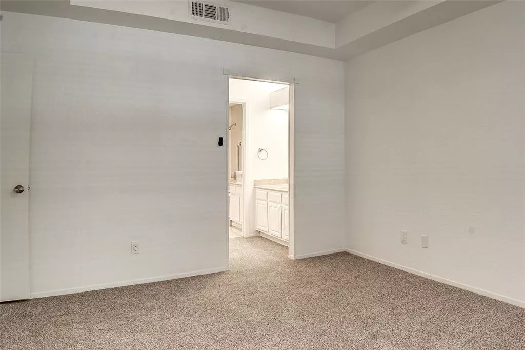 3100 Devonshire Drive, Unit 110, Plano, Texas 75075