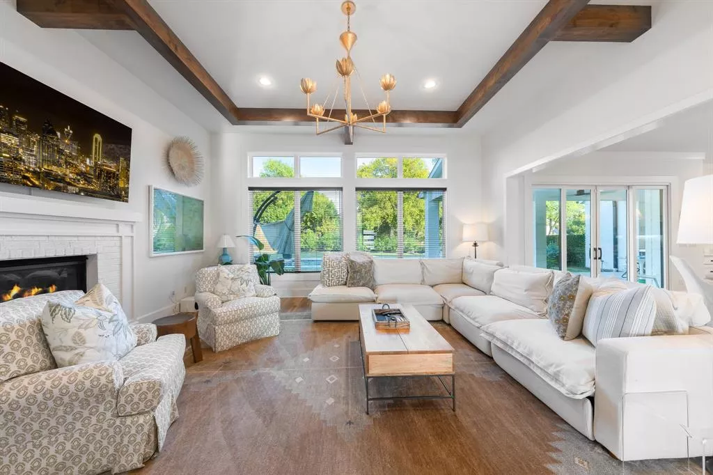 3309 Del Mar Drive, Denton, Texas 76210