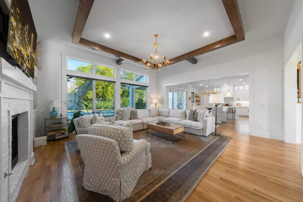 3309 Del Mar Drive, Denton, Texas 76210