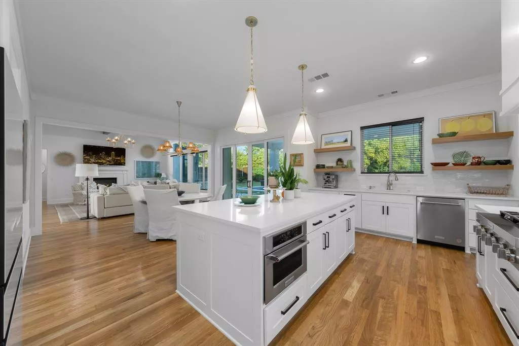 3309 Del Mar Drive, Denton, Texas 76210