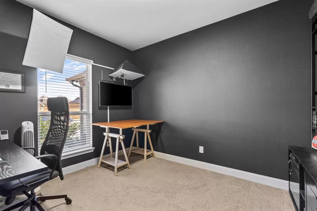 372 Chapel Hill Drive, Forney, Texas 75126