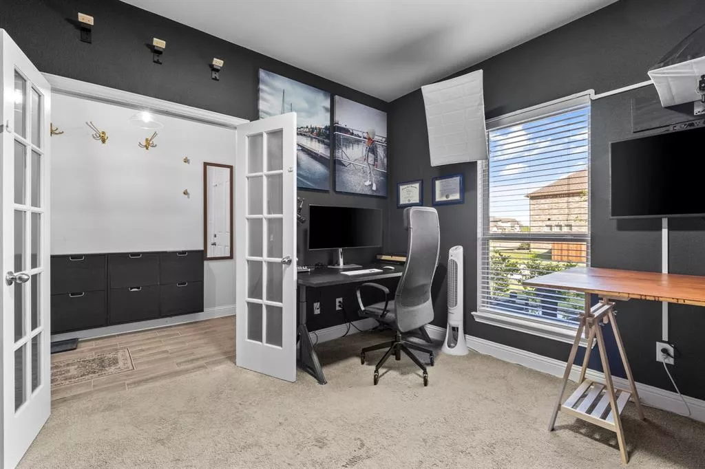 372 Chapel Hill Drive, Forney, Texas 75126