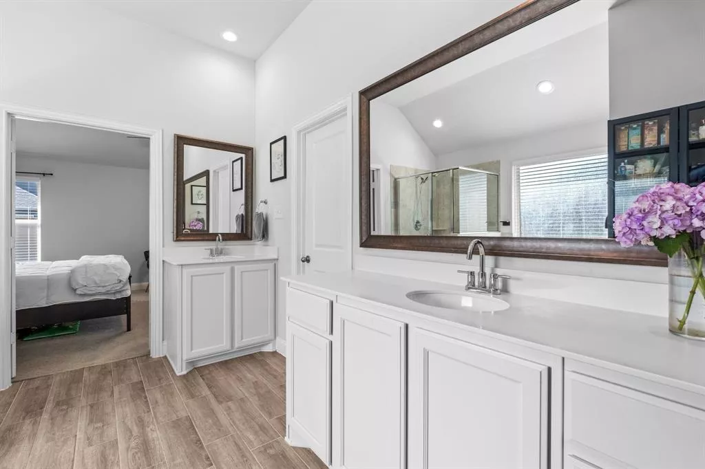 372 Chapel Hill Drive, Forney, Texas 75126