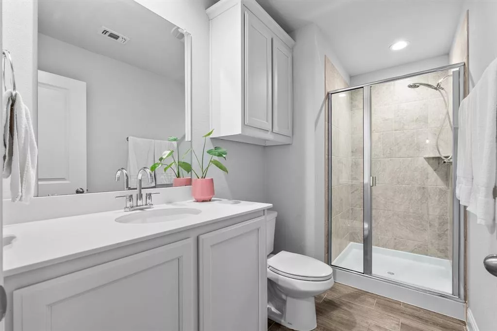 372 Chapel Hill Drive, Forney, Texas 75126