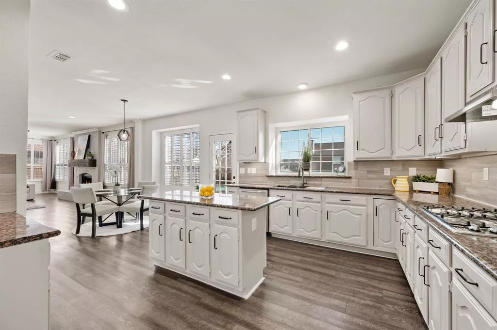 5100 Broken Bow Drive, Fort Worth, Texas 76137