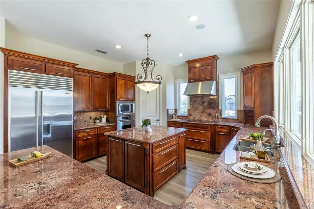 5601 Wagon Wheel Avenue, Abilene, Texas 79606