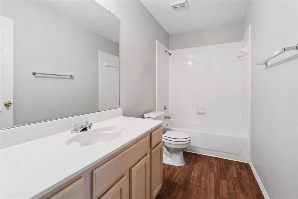 7522 Armstrong Lane, Rowlett, Texas 75089