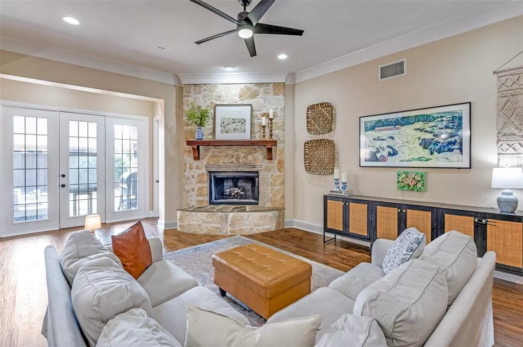 8025 Strathmill Drive, The Colony, Texas 75056