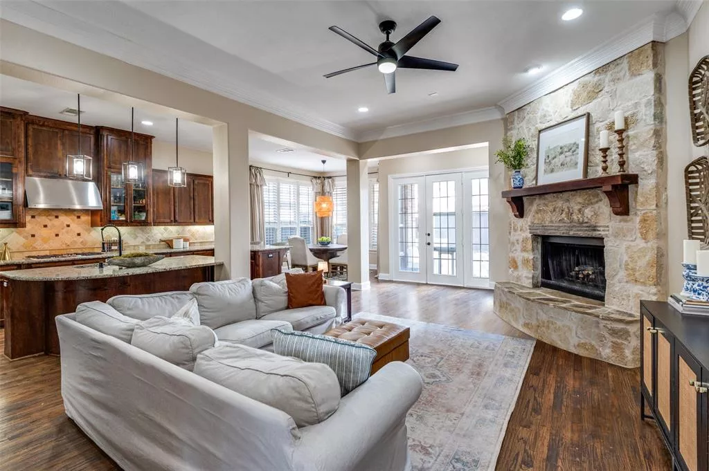 8025 Strathmill Drive, The Colony, Texas 75056