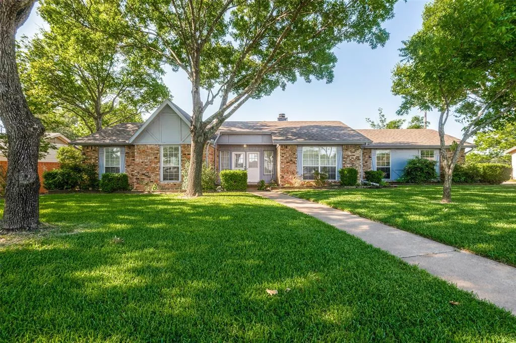 608 Cardinal Drive, Ovilla, Texas 75154