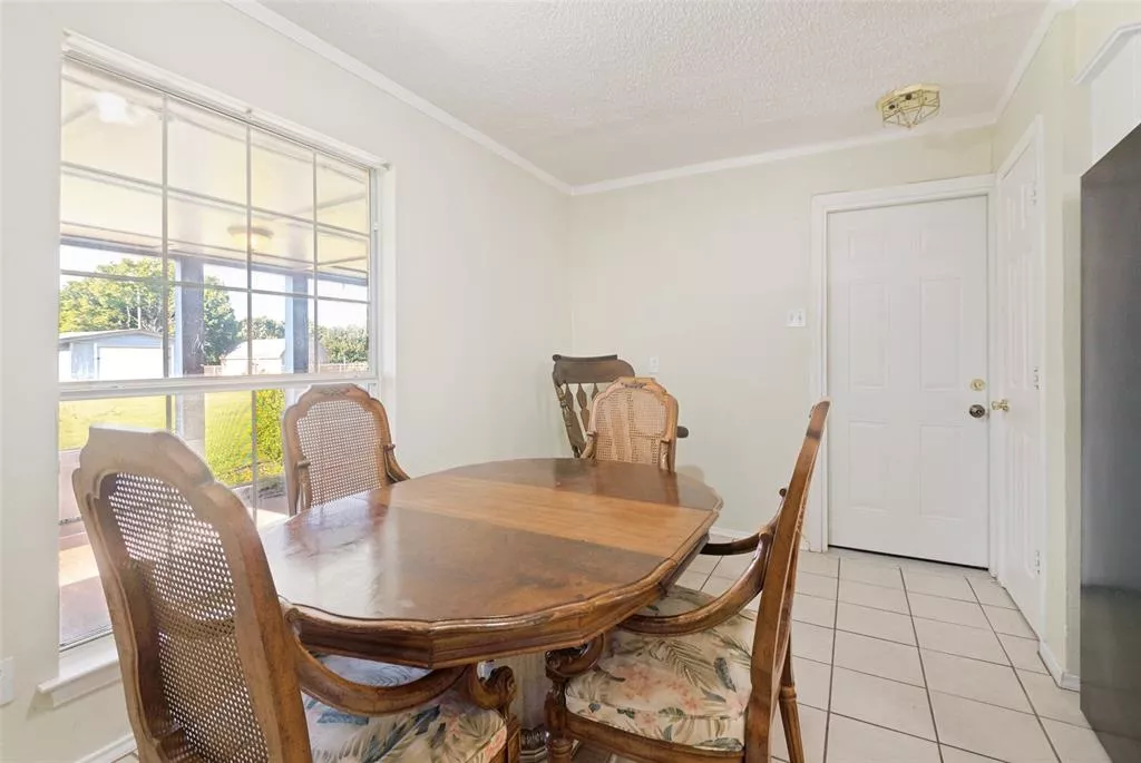 608 Cardinal Drive, Ovilla, Texas 75154