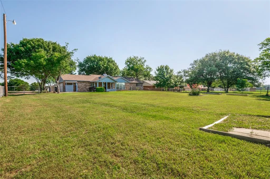 608 Cardinal Drive, Ovilla, Texas 75154