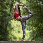 Alexandra Young • Yoga