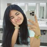 Alyson Villena Alyson Villena