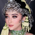 MAKEUP ARTIST MAKEUP ARTIST