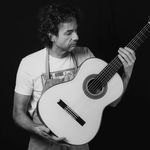 Carlos Juan Busquiel 🎸 luthier