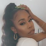 Bundles & Styles by Cashley Bundles & Styles by Cashley