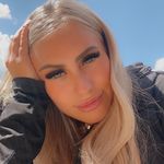 Danielle Nicholls 🦋 Danielle Nicholls 🦋