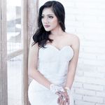 Dewi Safitri MC