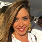 Fabíola Oliveira Fabíola Oliveira