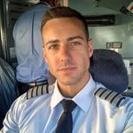 Garrett | Airline Pilot