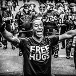 Free Hugs Project