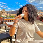 Jazmin | Travel Blogger