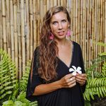 Julia Jerg ☆ Digital Nomad Mom