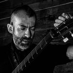 Jon Gomm