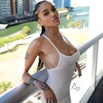 Julie Kay ๐ง๐ฝโโ๏ธ Julie Kay ๐ง๐ฝโโ๏ธ