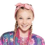 Mia mcloughin Mia mcloughin
