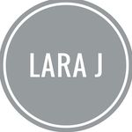 L A R A   J