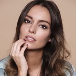 Laura Coll Laura Coll