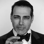 Manny Khoshbin "Never Give Up" Manny Khoshbin "Never Give Up"