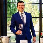 Sommelier Wine educator