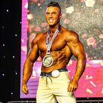 IFBB PRO Matt Greggo