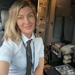 Airline Pilot l Maria