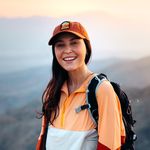 Renee Hahnel 🌲 hiking, travel, adventure