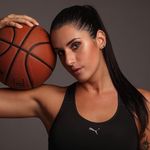 VALENTINA VIGNALI VALENTINA VIGNALI
