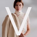 VIVIANCHAN womenswear