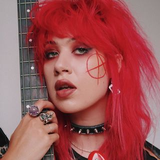 Email Address of @amyvalentinex Instagram Influencer Profile - Contact amyvalentinex