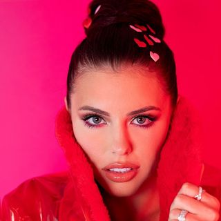 Adriana chechik photo