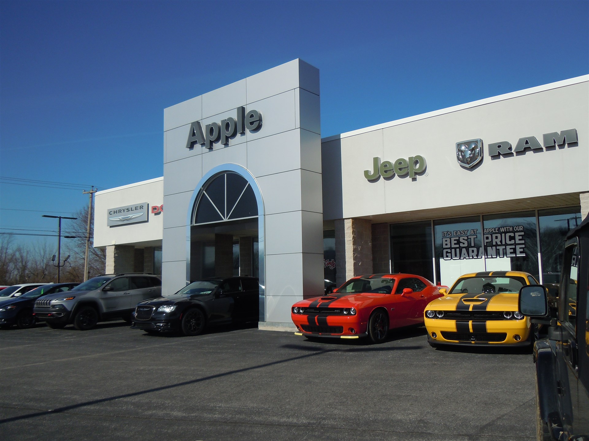 Apple Chrysler Dodge Jeep Ram of Hanover