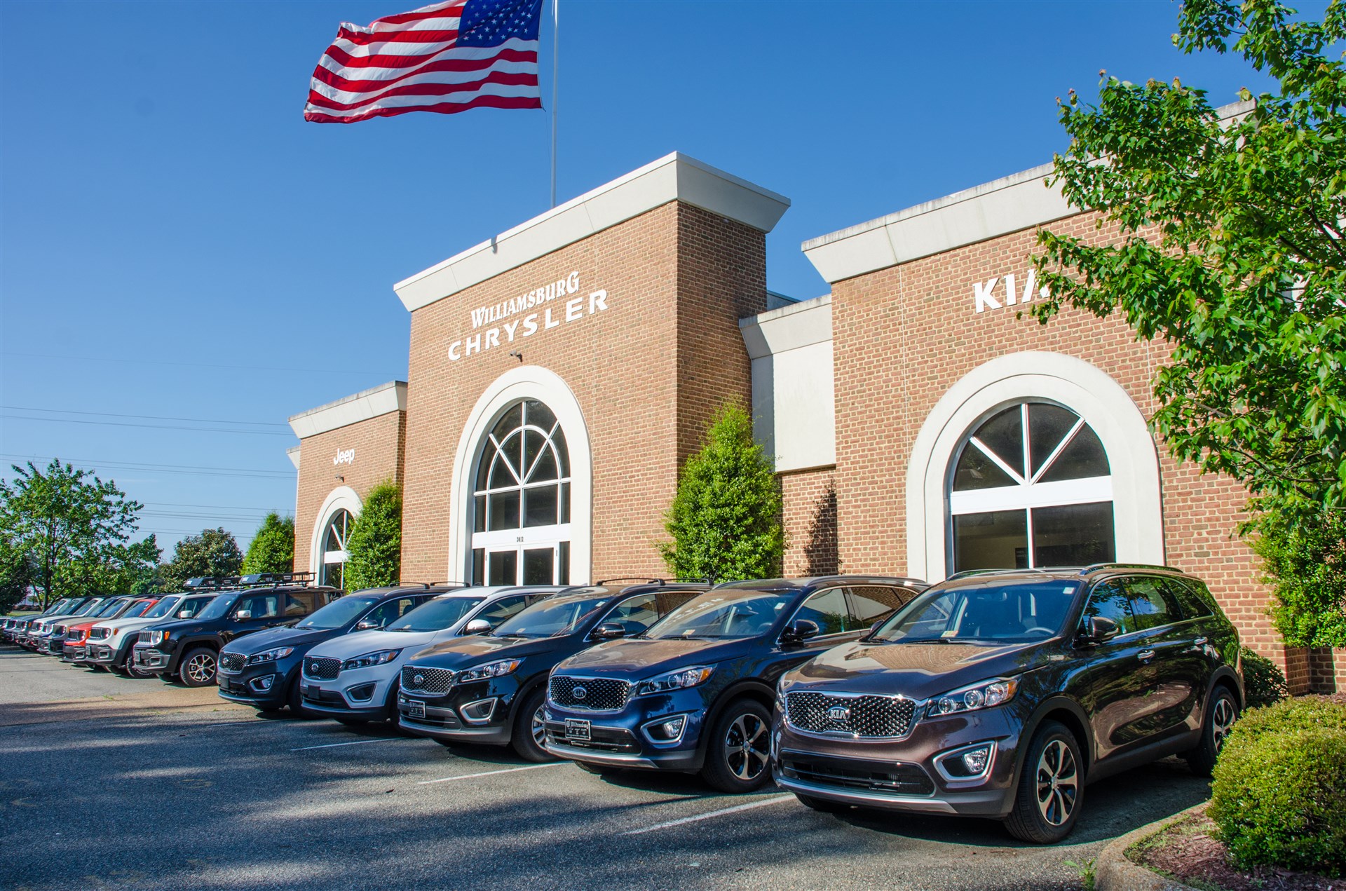 Williamsburg Chrysler Jeep Dodge