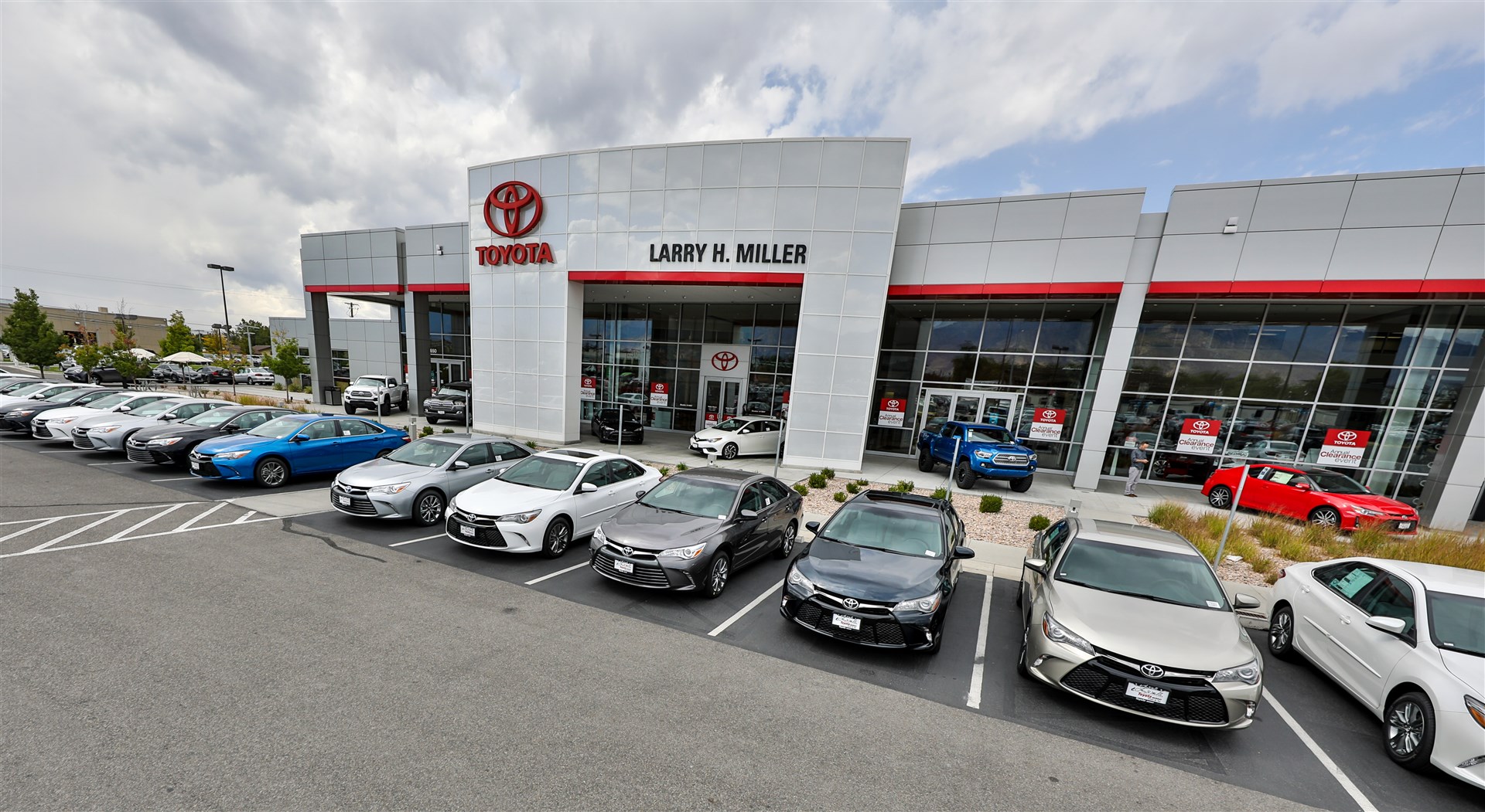 Larry H. Miller Toyota Murray