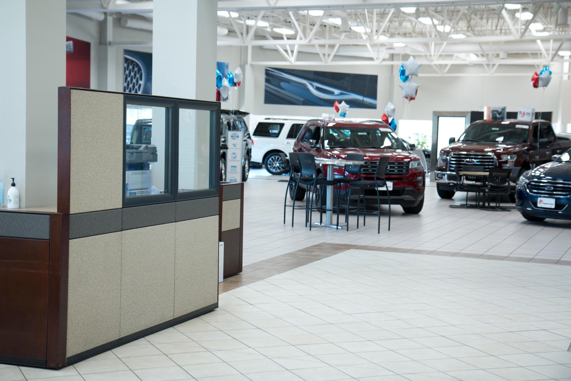 Apple Ford Lincoln Apple Valley