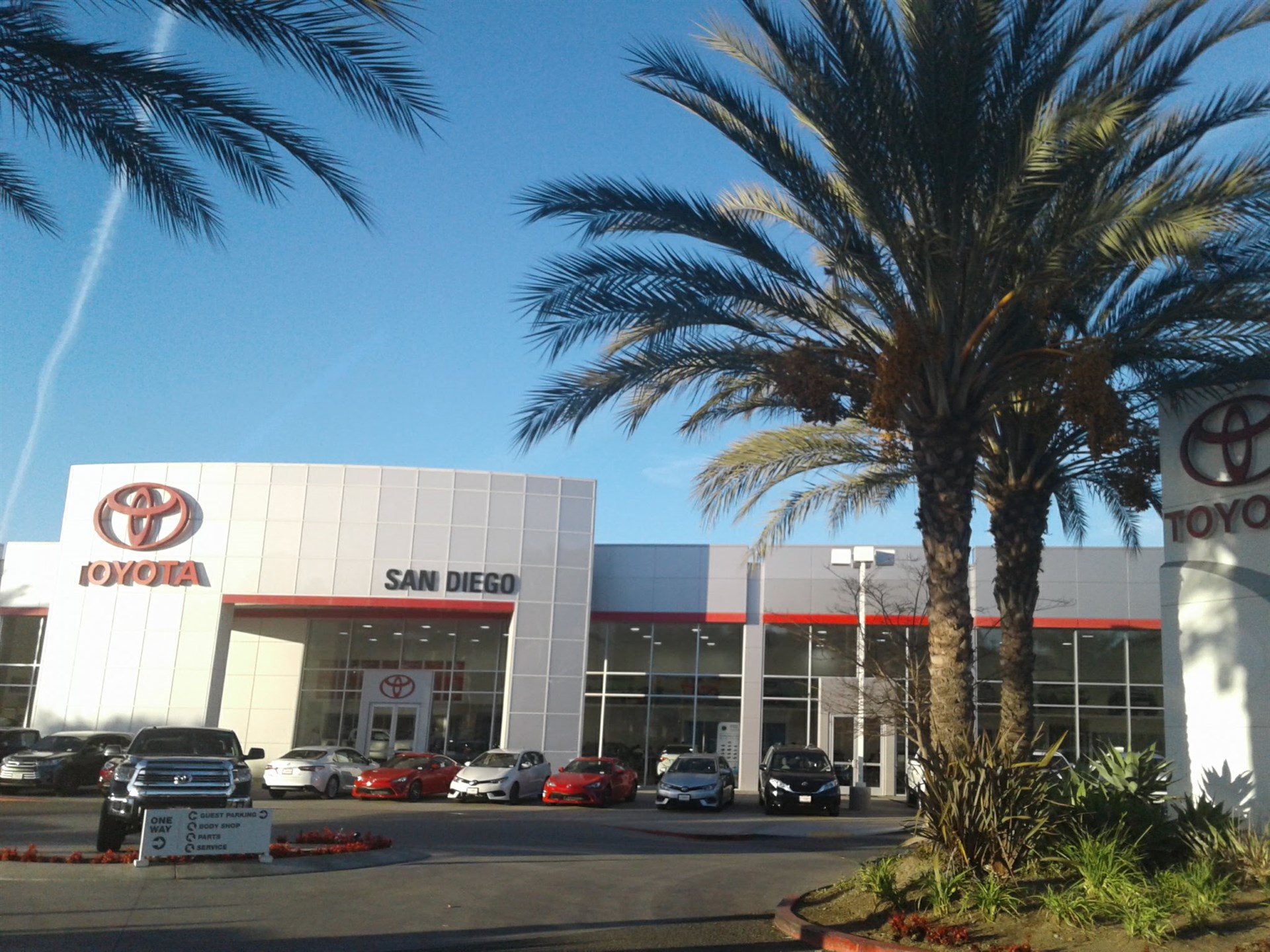 Norm Reeves Toyota San Diego