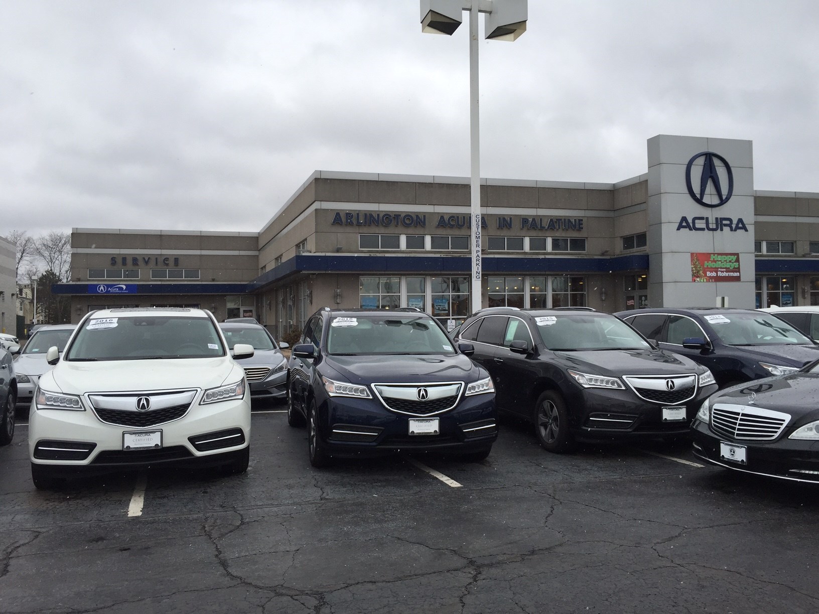 Arlington Acura in Palatine