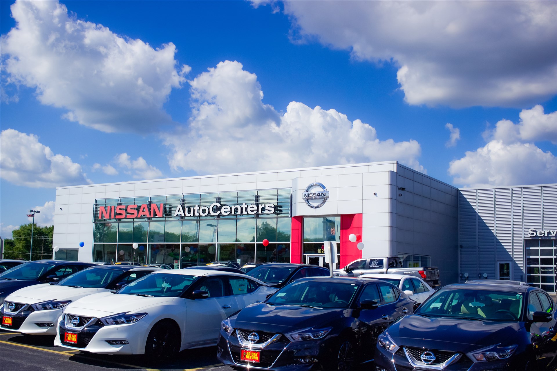 AutoCenters Nissan