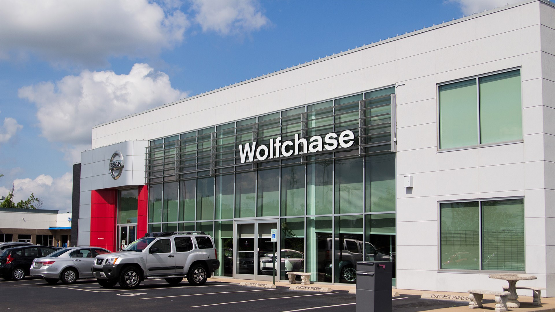 WOLFCHASE NISSAN